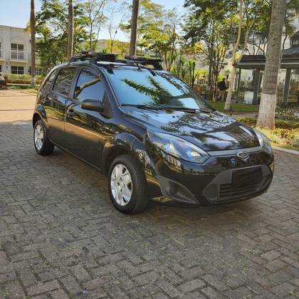FORD FIESTA 1.0 ROCAM 8V FLEX 4P MANUAL FORD FIESTA 1.0 ROCAM 8V FLEX 4P MANUAL